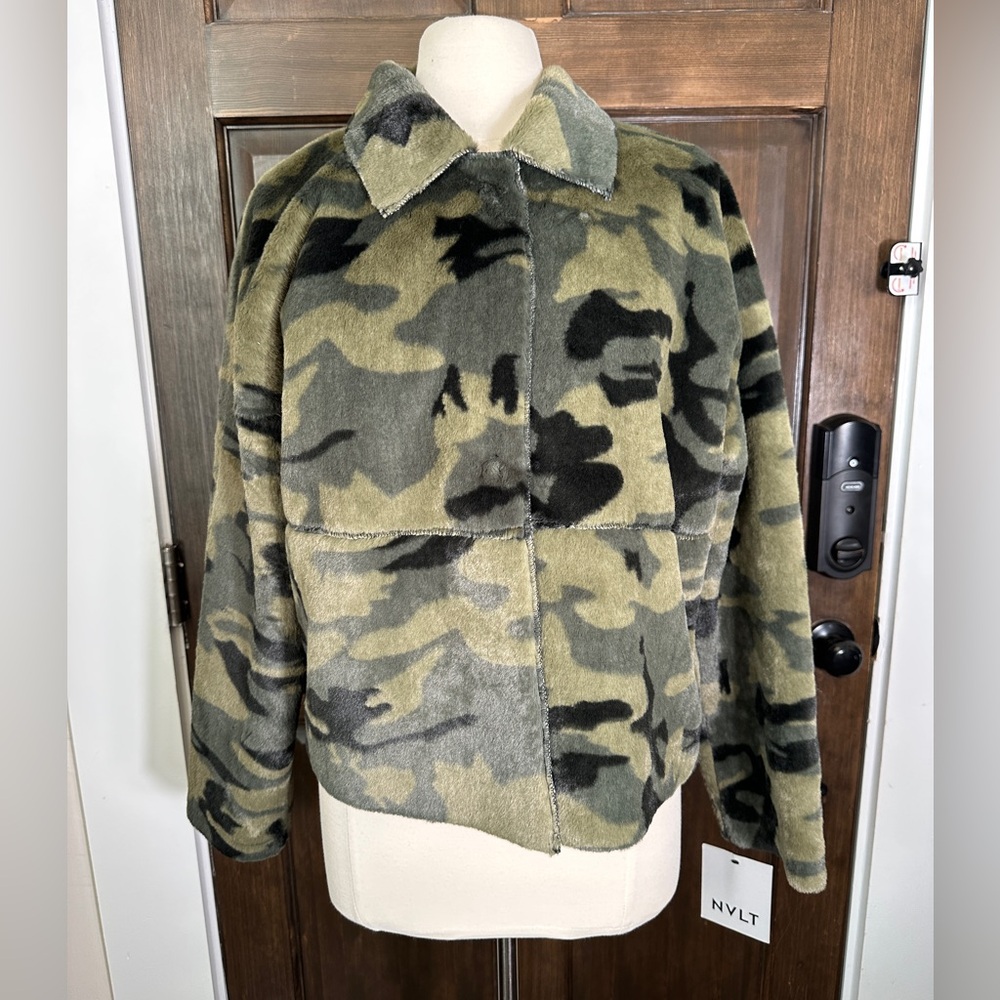 Anthropologie NVLT Fuzzy Camo Front Button Jacket Size Large NWT